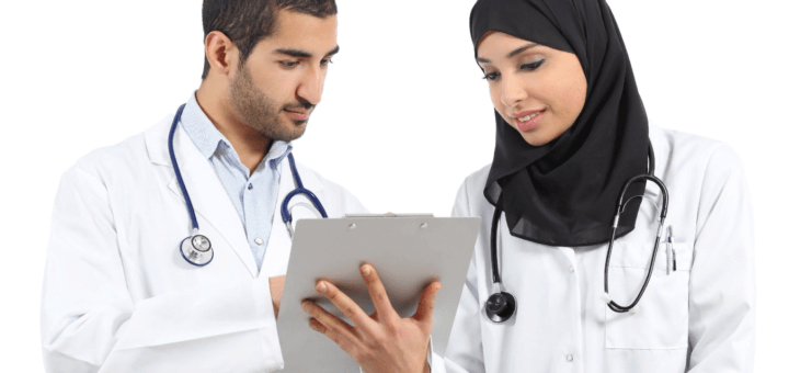   منع الممارسين الصحيين بالمملكة من الترويج لأنفسهم 